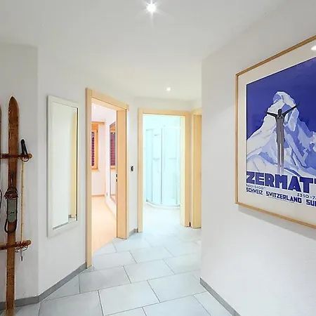 Sleeps 6 Wifi شقة زيرمات