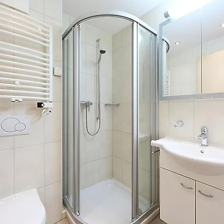 شقة Sleeps 6 Wifi