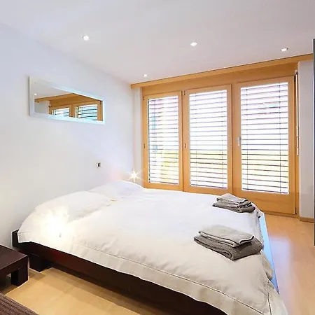 Sleeps 6 Wifi شقة *